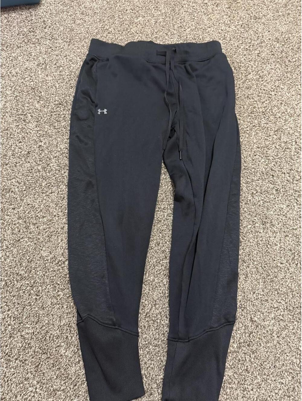 Under Armour Women's Black and Navy Joggers-tracksuit